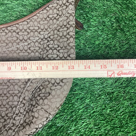 Vintage Coach Soho Small Signature Hobo Rounded Handbag - Picture 12 of 16